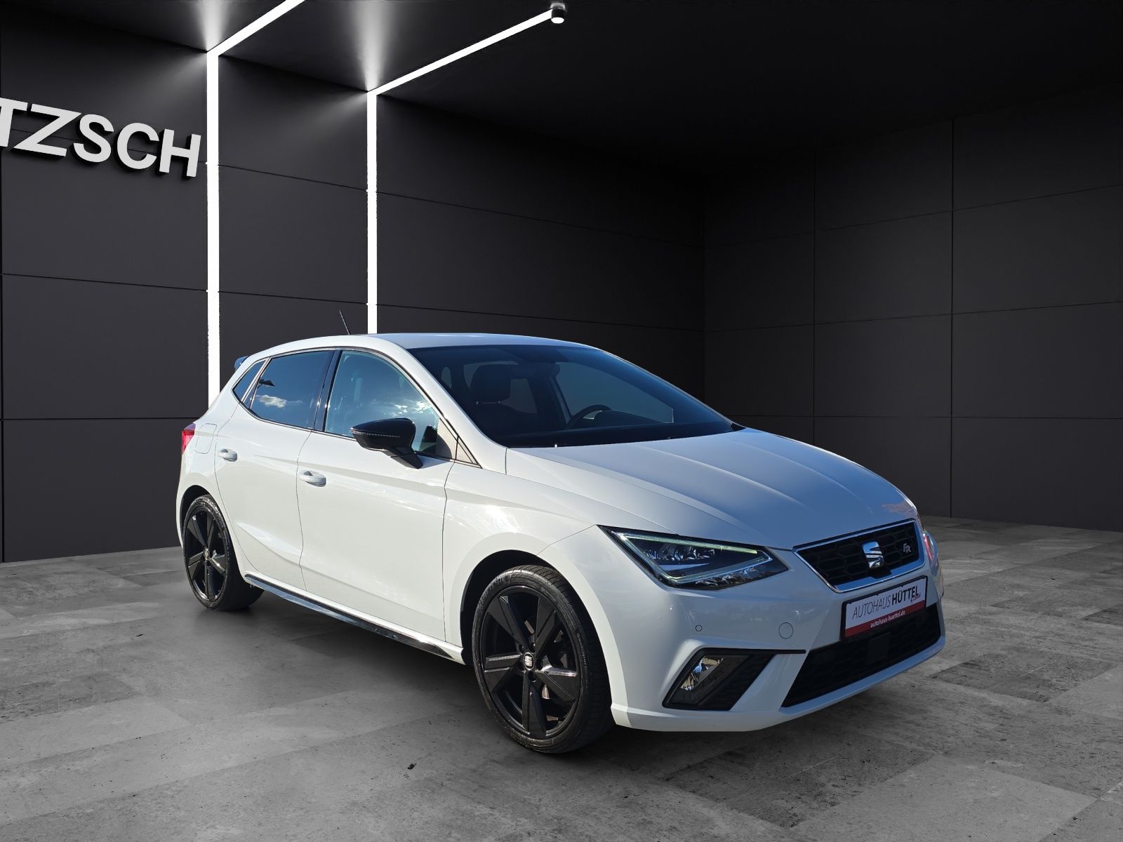 Fahrzeugabbildung SEAT Ibiza FR Black Edition 1.0 TSI KAMERA NAVI LED
