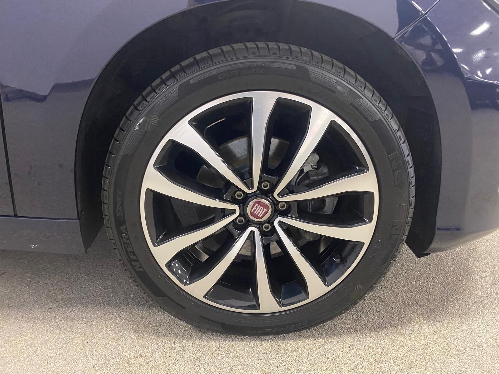 Fahrzeugabbildung Fiat Tipo 1.4 16V Turbo Lounge APP+KLIMA+PDC+NAVI+SIT