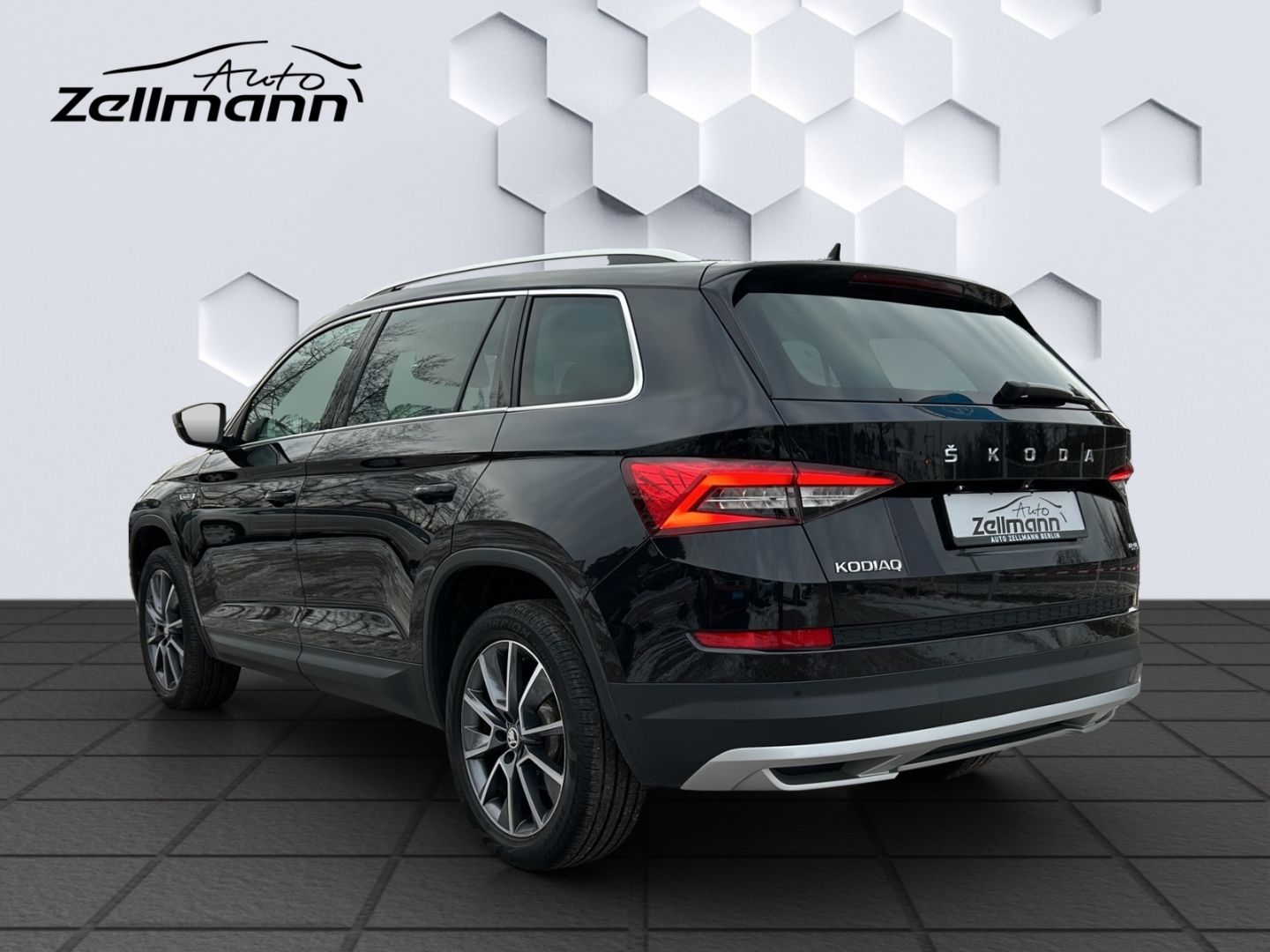 Kodiaq Scout 4x4 2.0TDI AHZV PanoDach ACC 360°Ka