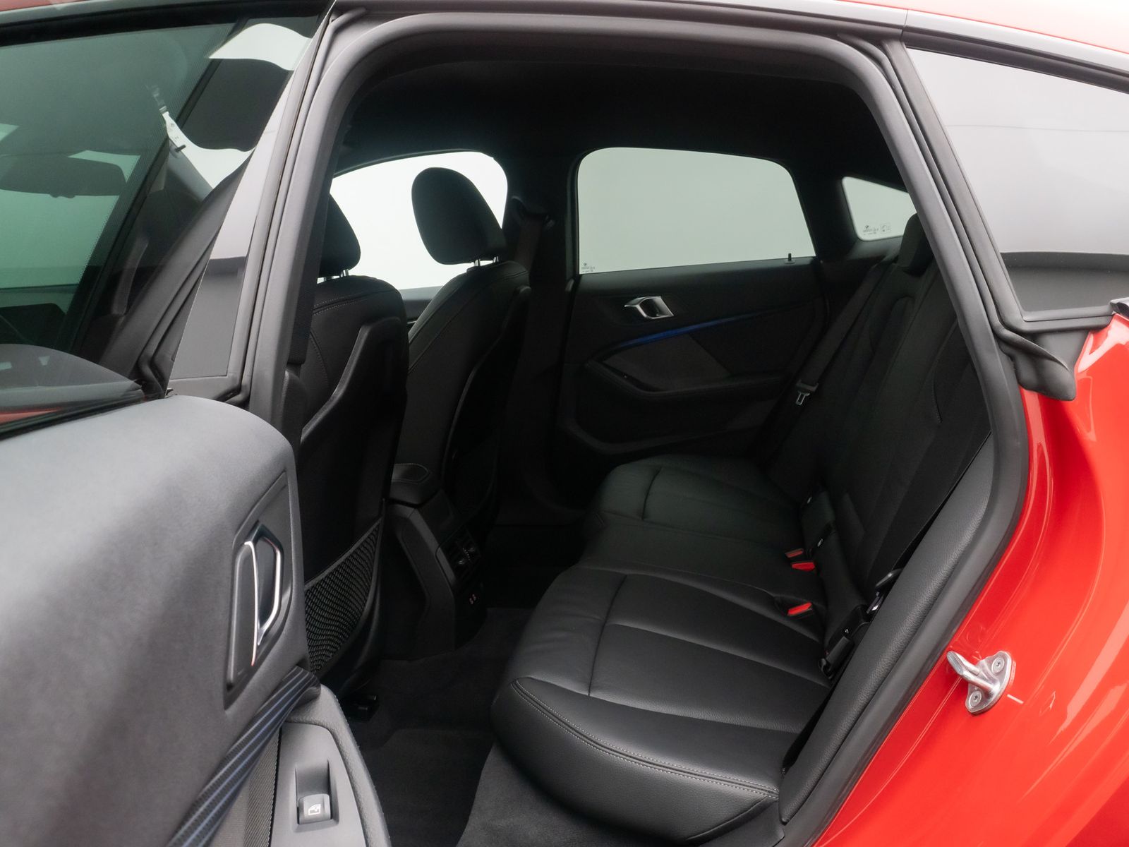Fahrzeugabbildung BMW 220d Gran Coup&eacute; xD M Sport Kamera HUD DAB H/K