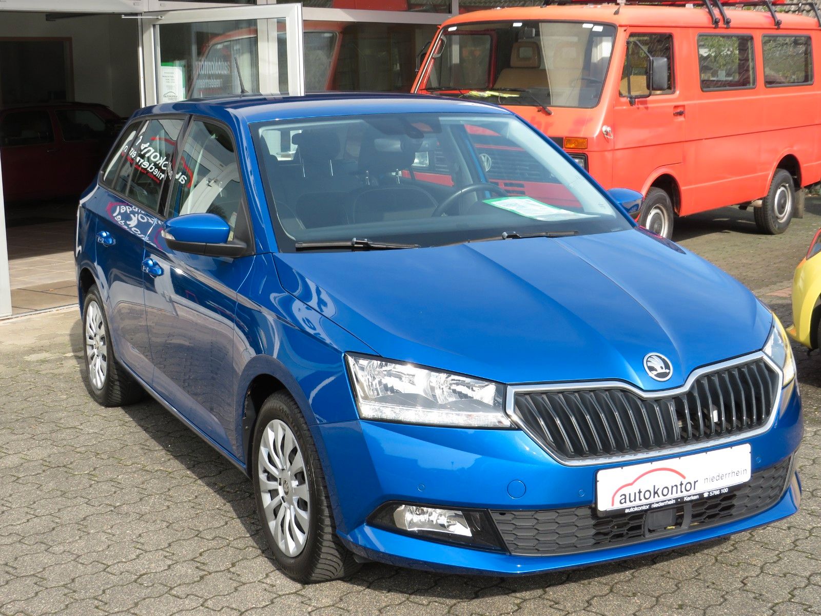 Fahrzeugabbildung SKODA Fabia Combi Ambition SMART-LINK SITZH.PDC GRA GJ