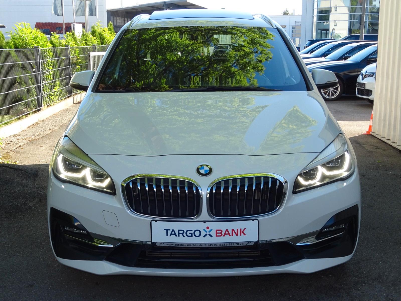 BMW 220i Gran Tourer Aut Luxury Line Navi Leder Pano
