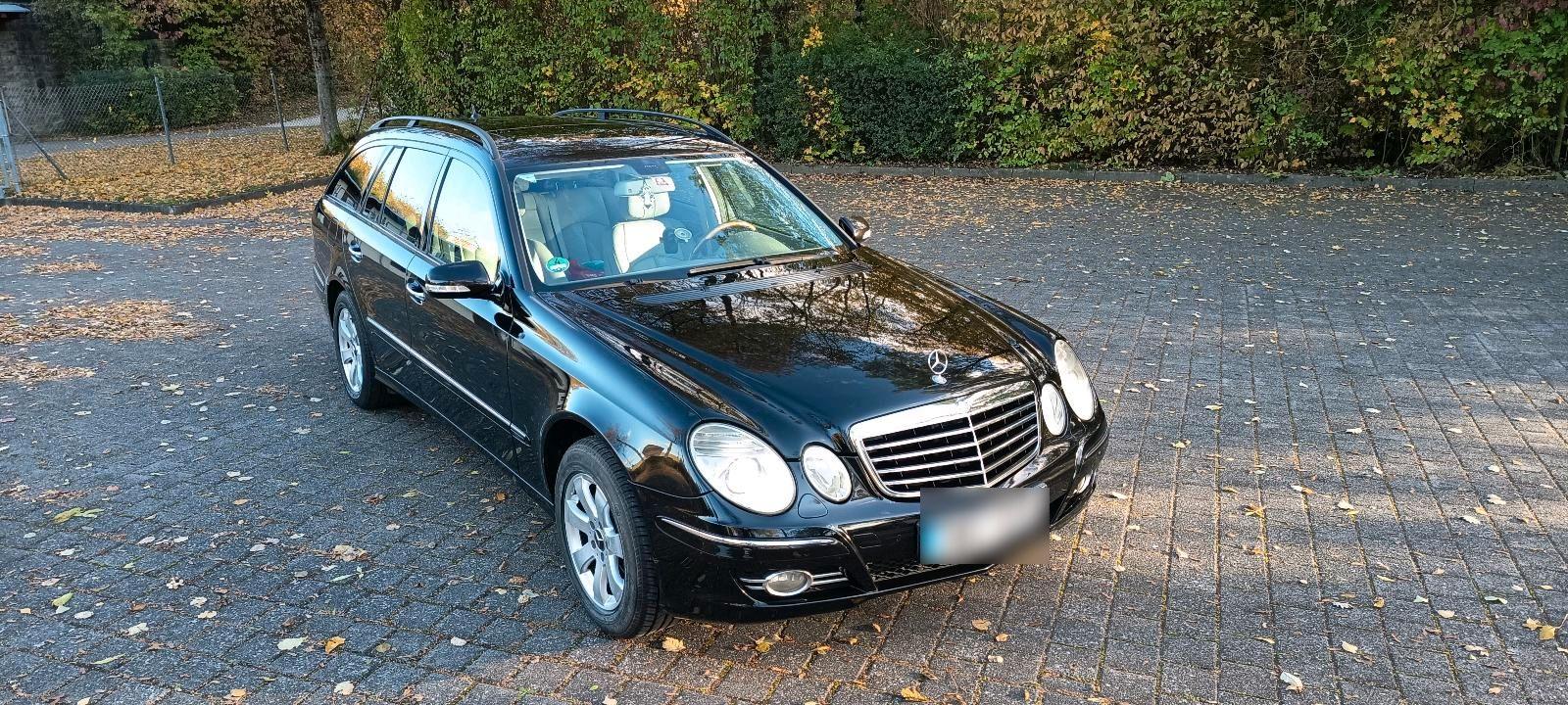 Mercedes-Benz E 320
