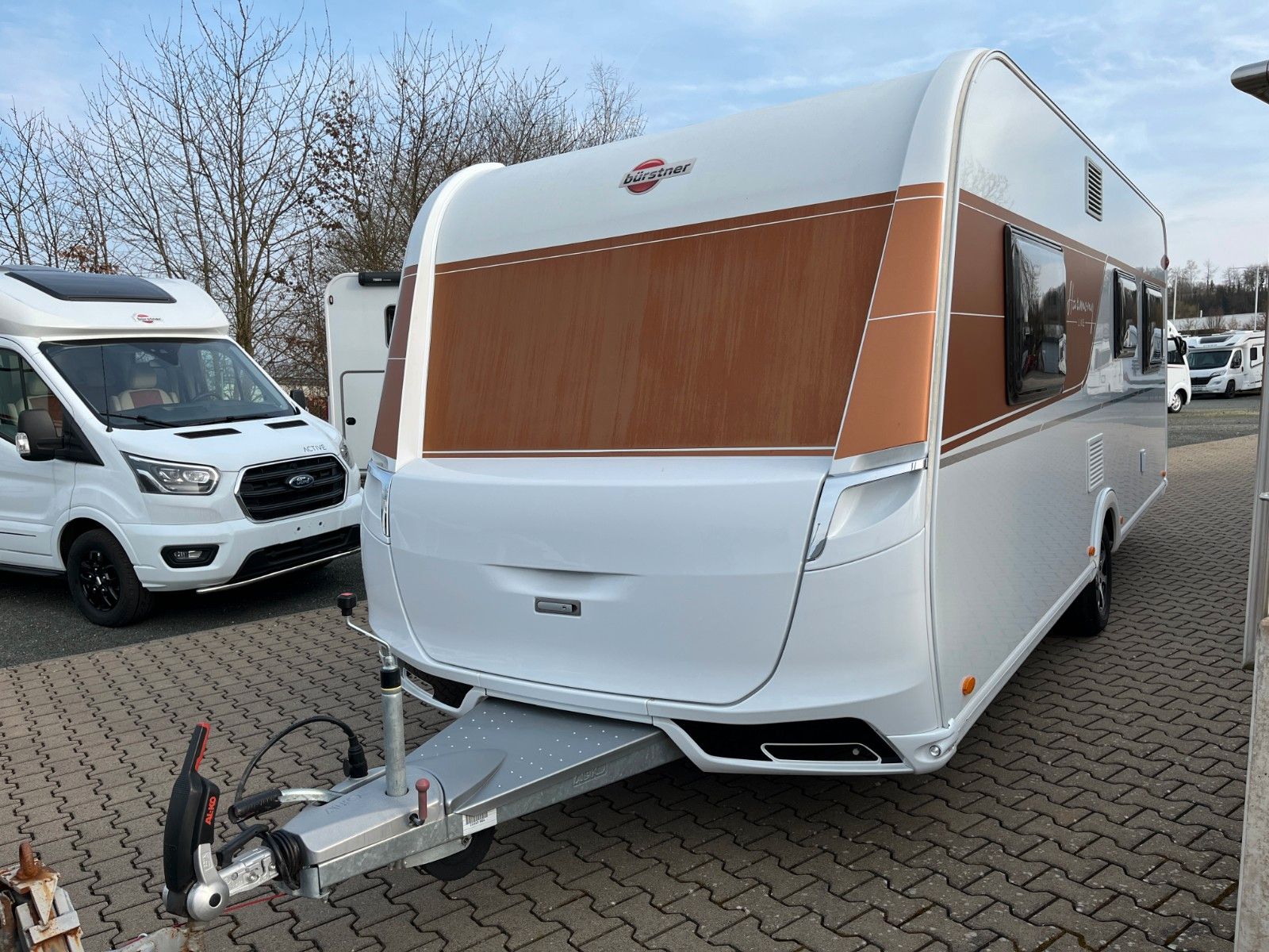 Fahrzeugabbildung Bürstner Averso 535 TL Harmony Line *1.800Kg*BigFoot*