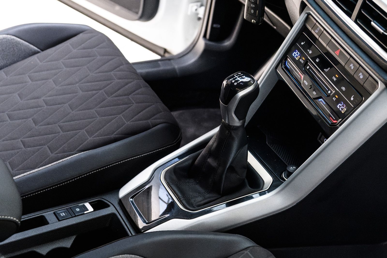 Volkswagen T-Roc - Bild 18