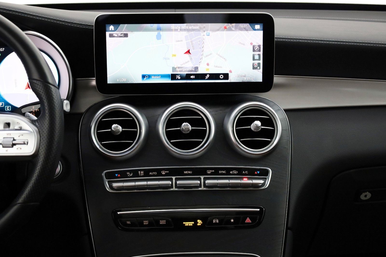 Fahrzeugabbildung Mercedes-Benz GLC 200d COUPE AMG Line Leder,Navi,LED,Kamera,SD