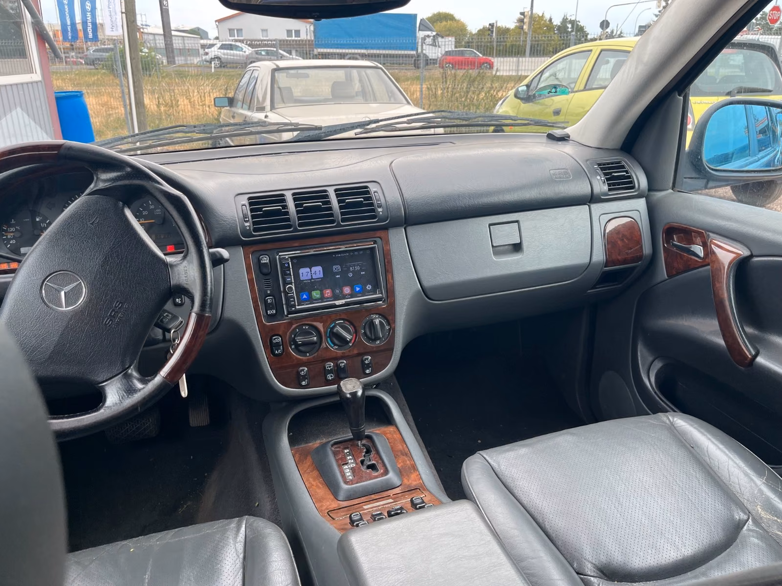 Mercedes-Benz ML 320