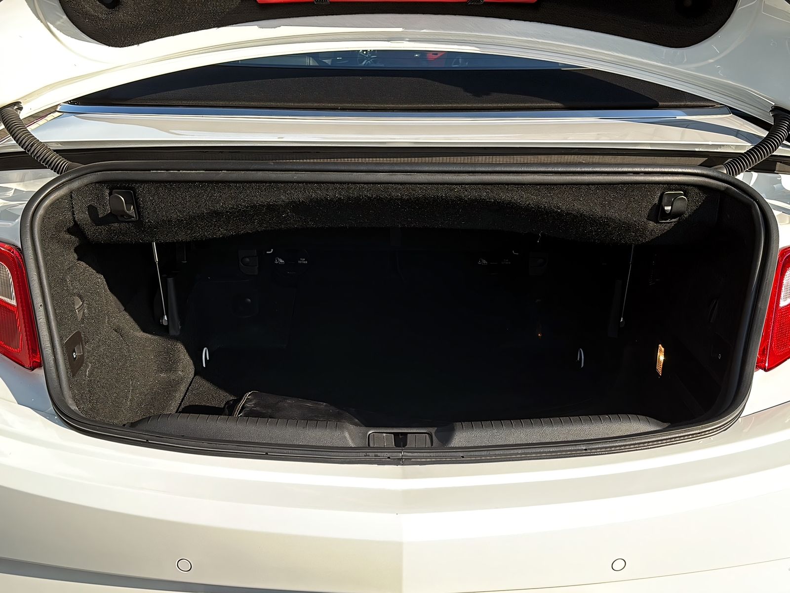 Fahrzeugabbildung Opel Cascada 1.4i INNOVATION NAVI LEDER XENON RF KAM