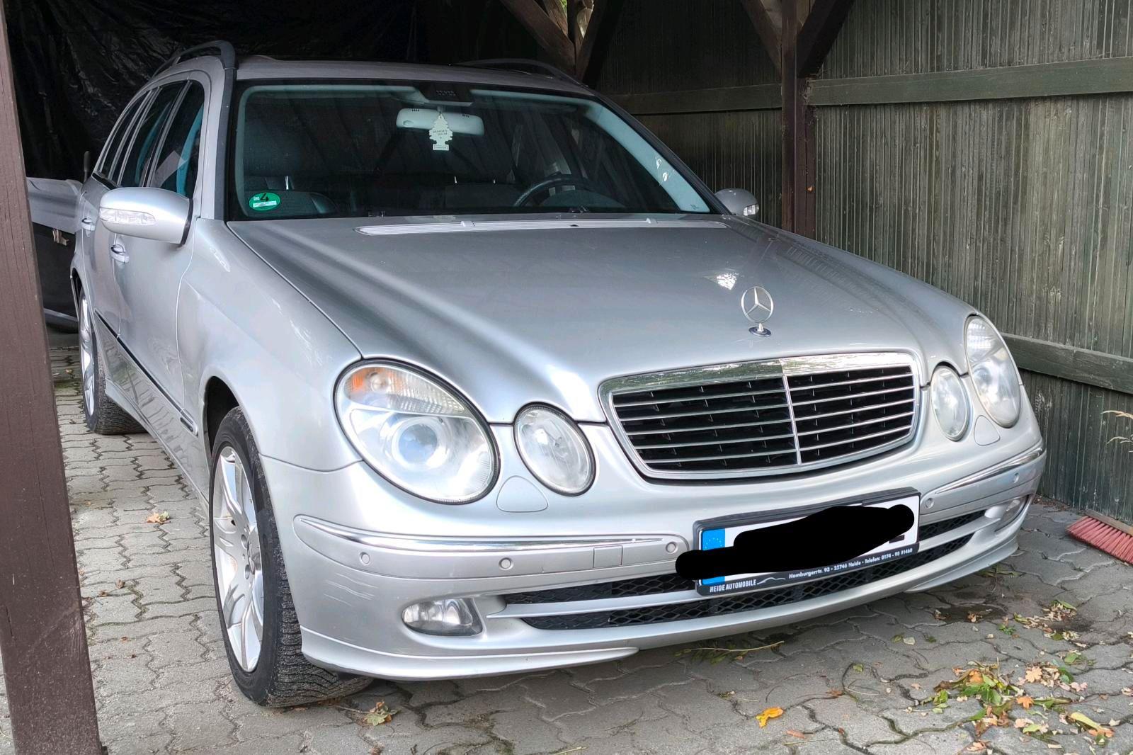 Mercedes-Benz E220 2005 — photo 7