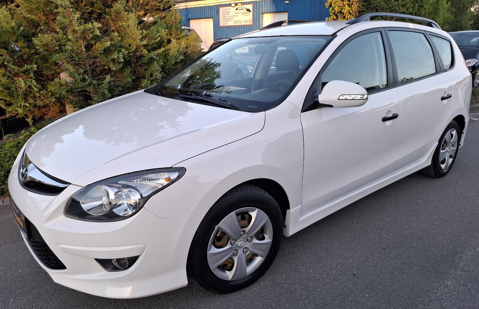 Hyundai i30 CW 1.4 Classic  *HU/AU-NEU!  *NAVI
