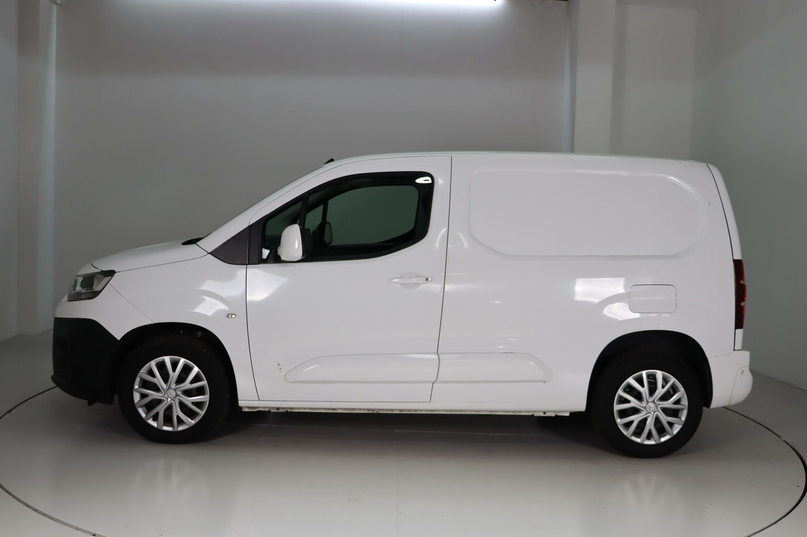 Fahrzeugabbildung Citroën Berlingo Club *RFK * Bluetooth * HU/AU neu