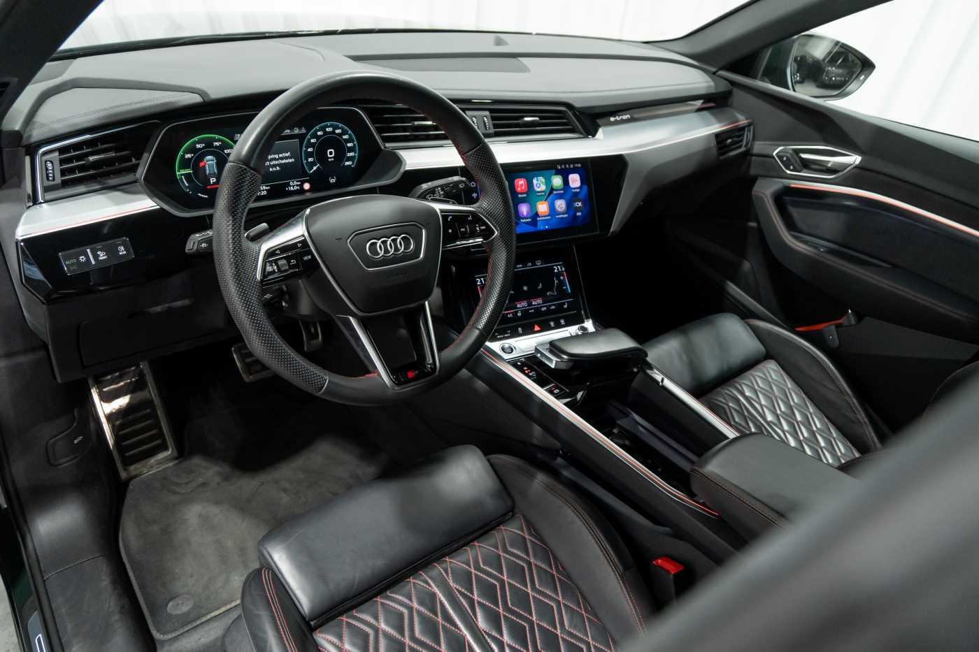 Audi Q8 e-tron 55 Quattro Competition Goodwood Green 