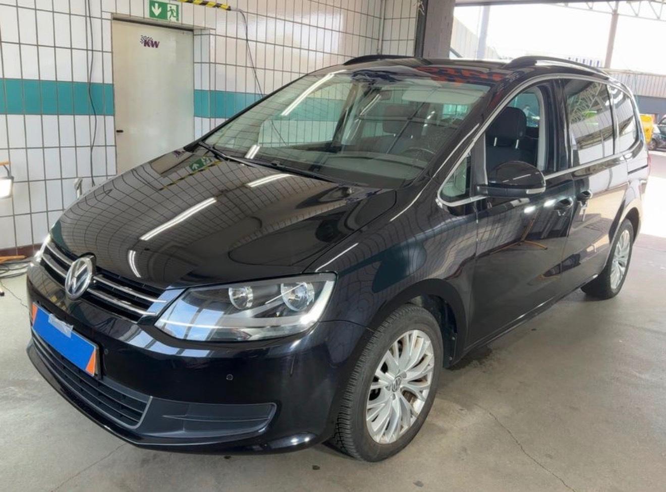 Volkswagen Sharan 2,0 TDI Automatik 7.Sitzer Navi Kamera