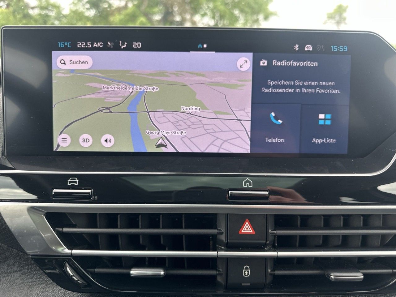 Fahrzeugabbildung Citroën C4 X PureTech 130 S&S EAT8 Max