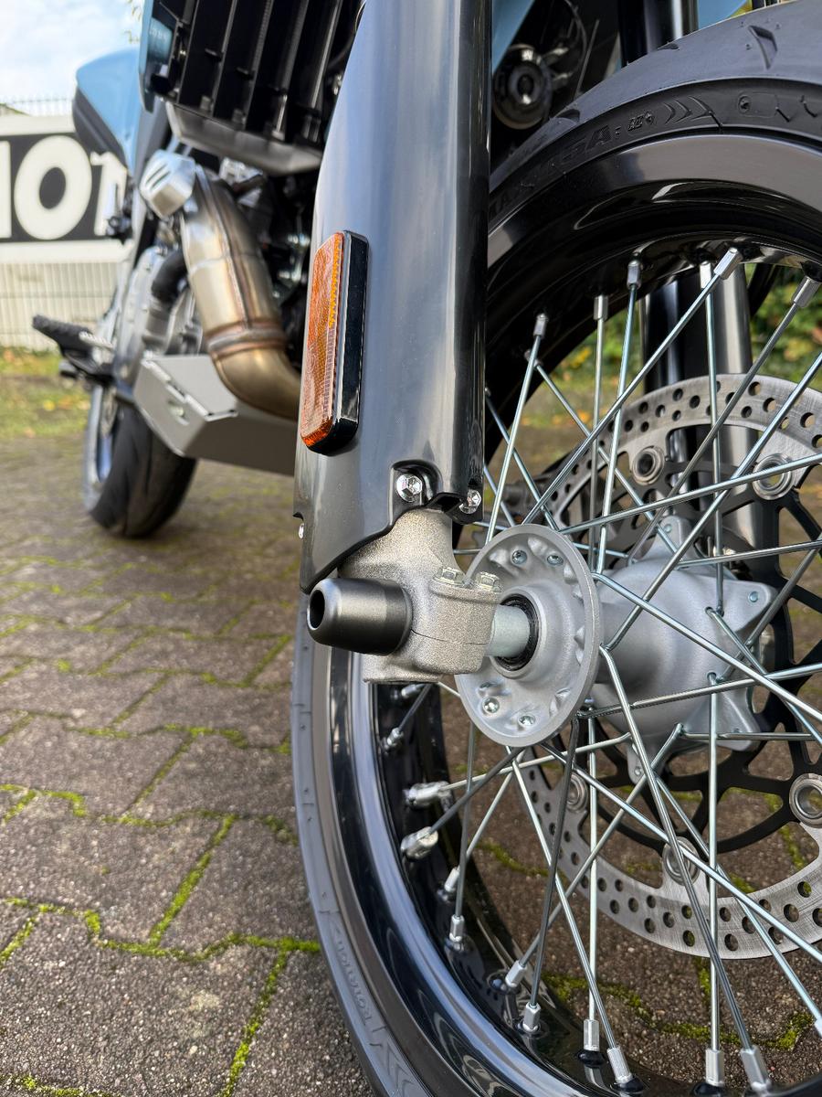 Suzuki DR-Z400SM DR-Z4SM  First Edition  1 von 50!!