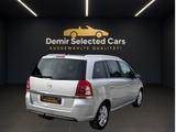 Opel Zafira B*TÜV 05/27*AUTOMATIK*7 SITZE*GARANTIE* - Opel Zafira mit Diesel-Antrieb: Limousine