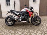 BMW F900R - BMW R 90