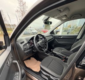 Bild 7 Skoda Fabia Style Plus, Allwetter, Scheckheft