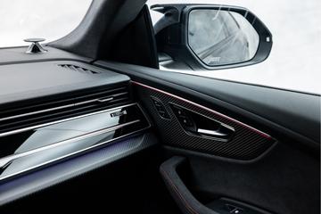 2025 AUDI RSQ8 缩略图 32