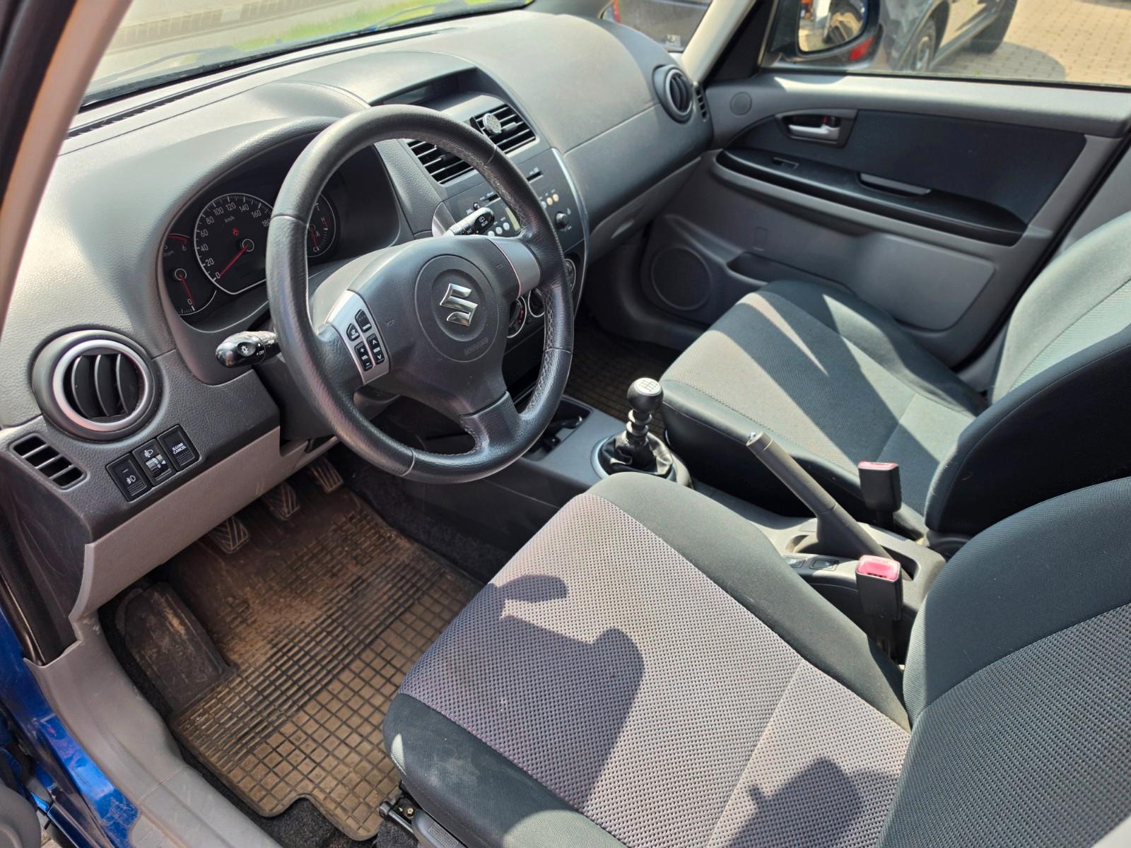 Suzuki SX4 Comfort *SHZ*NAVI*
