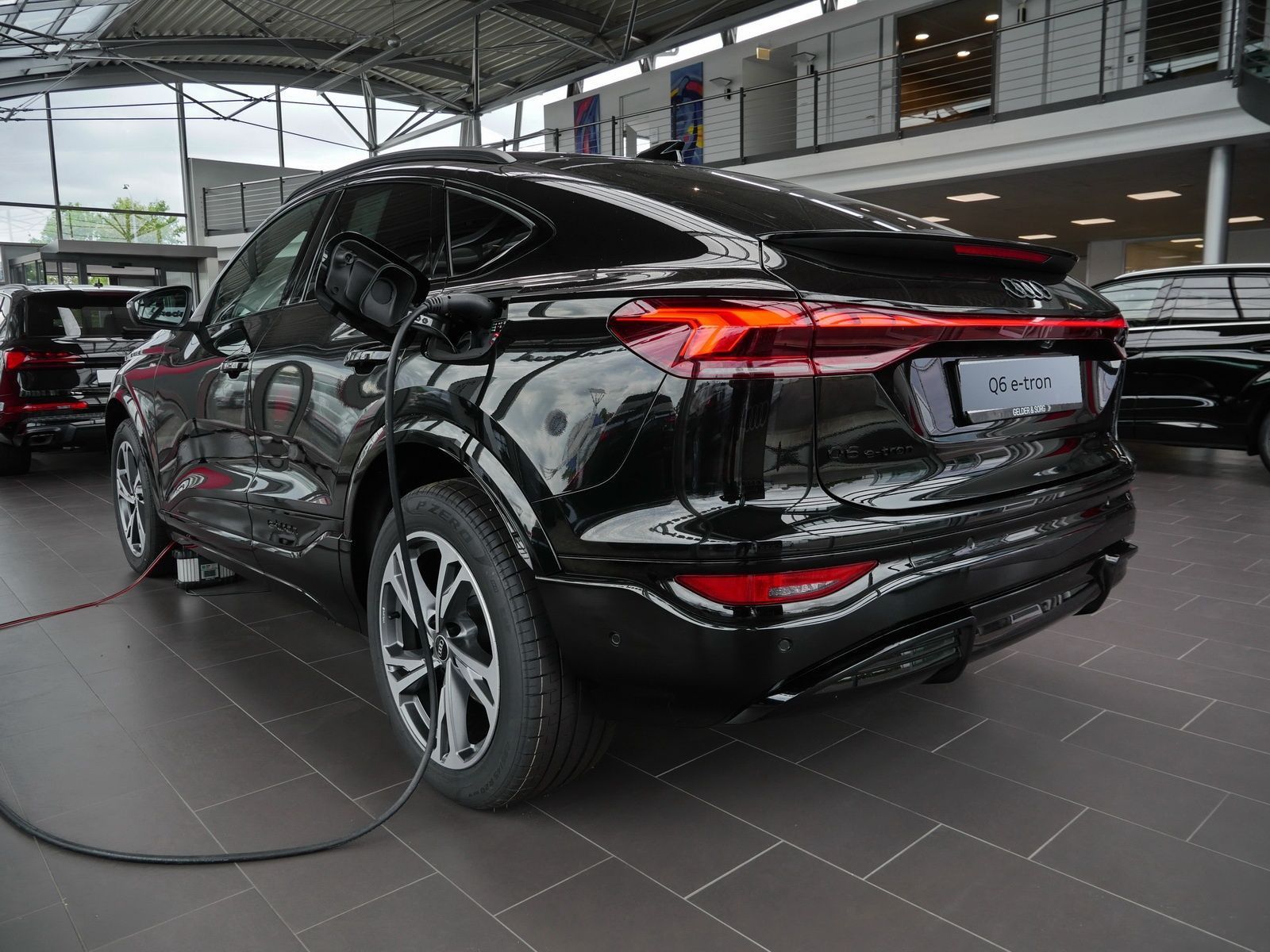 Audi Q6 e-tron - Bild 23
