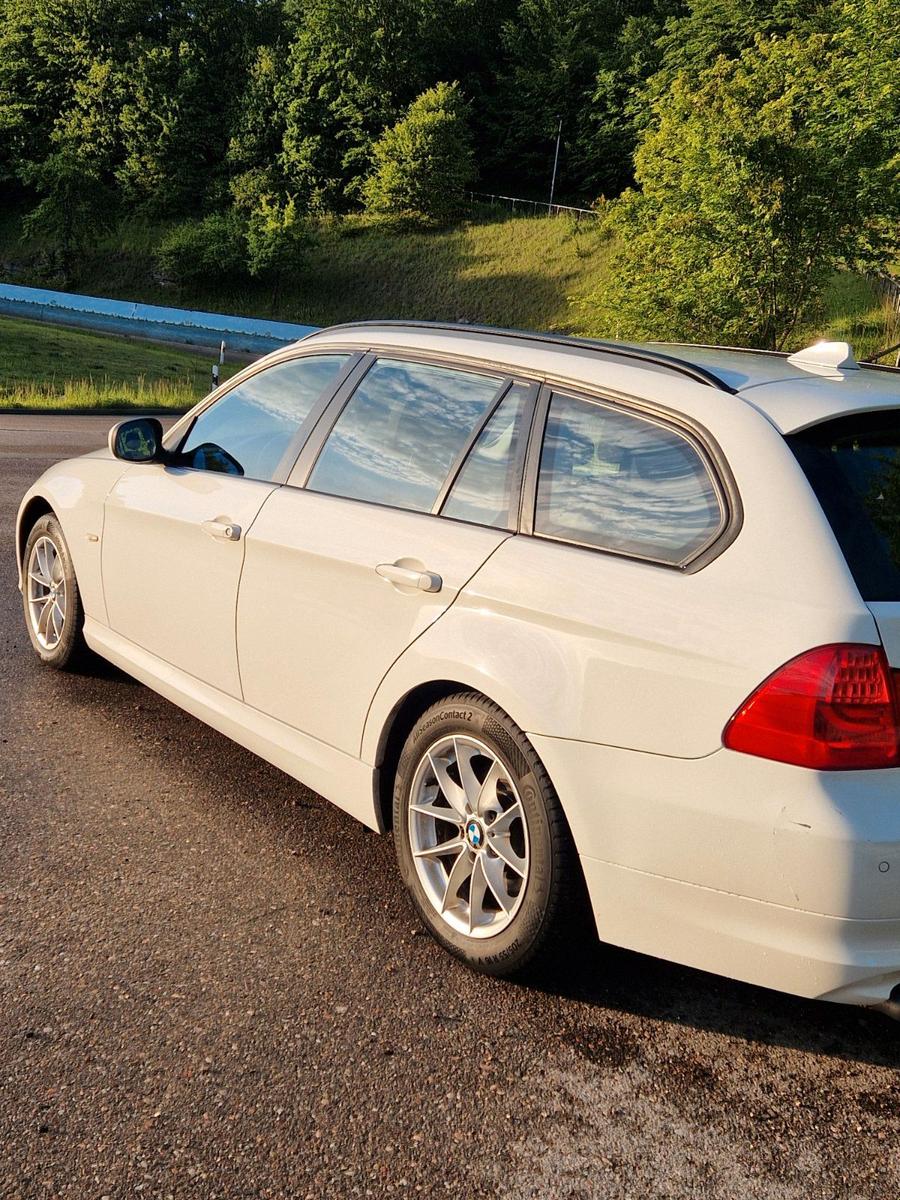 BMW 320 2012 — photo 7