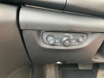 Opel Insignia - 10