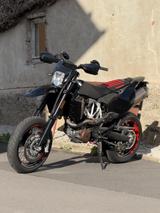 Husqvarna 701 Supermoto - HUSQVARNA SUPERMOTO
