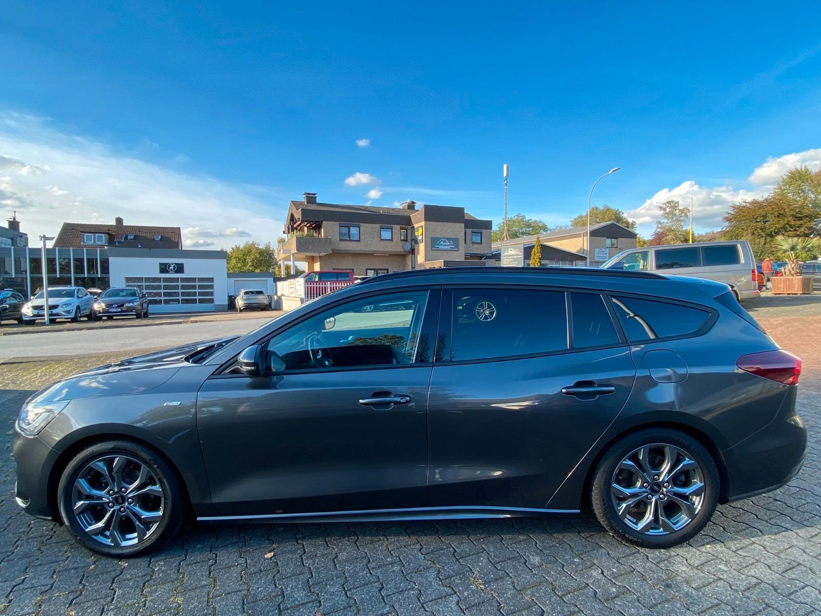 Ford Focus Turnier ST-Line |ACC|RFK|LED|SHZ|TWA|