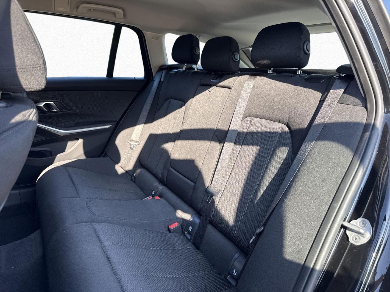 BMW 318 - Bild 18