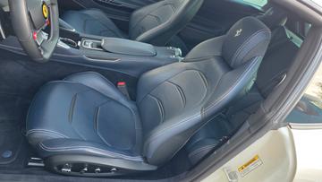 صورة 9 لـ 2016 Ferrari GTC4LUSSO