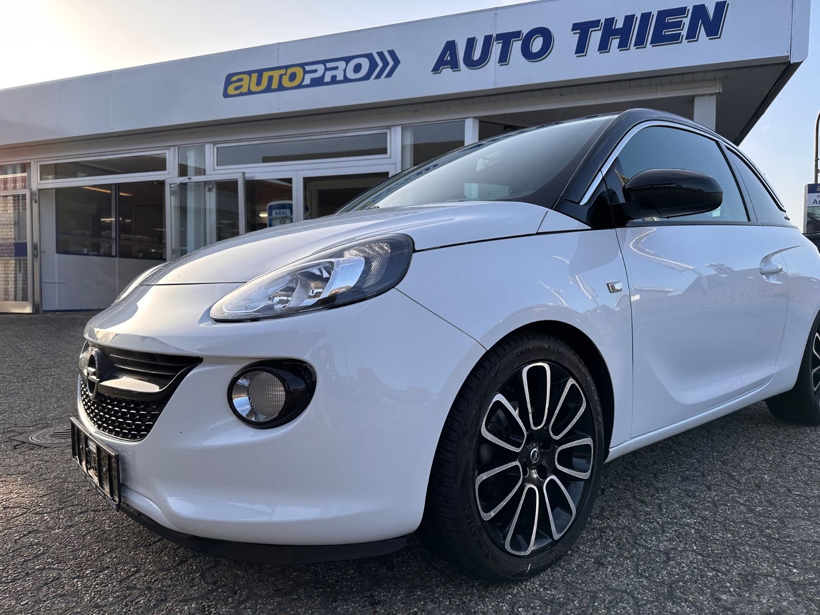 Fahrzeugabbildung Opel Adam Jam 1.4 GJR/GRA/PDC/BT/Sitzhzg/Lenkradhzg