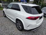 Mercedes-Benz GLE 350 de 4Matic AMG LINE/ Massage/360° Kamera - Mercedes-Benz GLE 350 Hybrid (Diesel/Elektro): Beheizbares Lenkrad