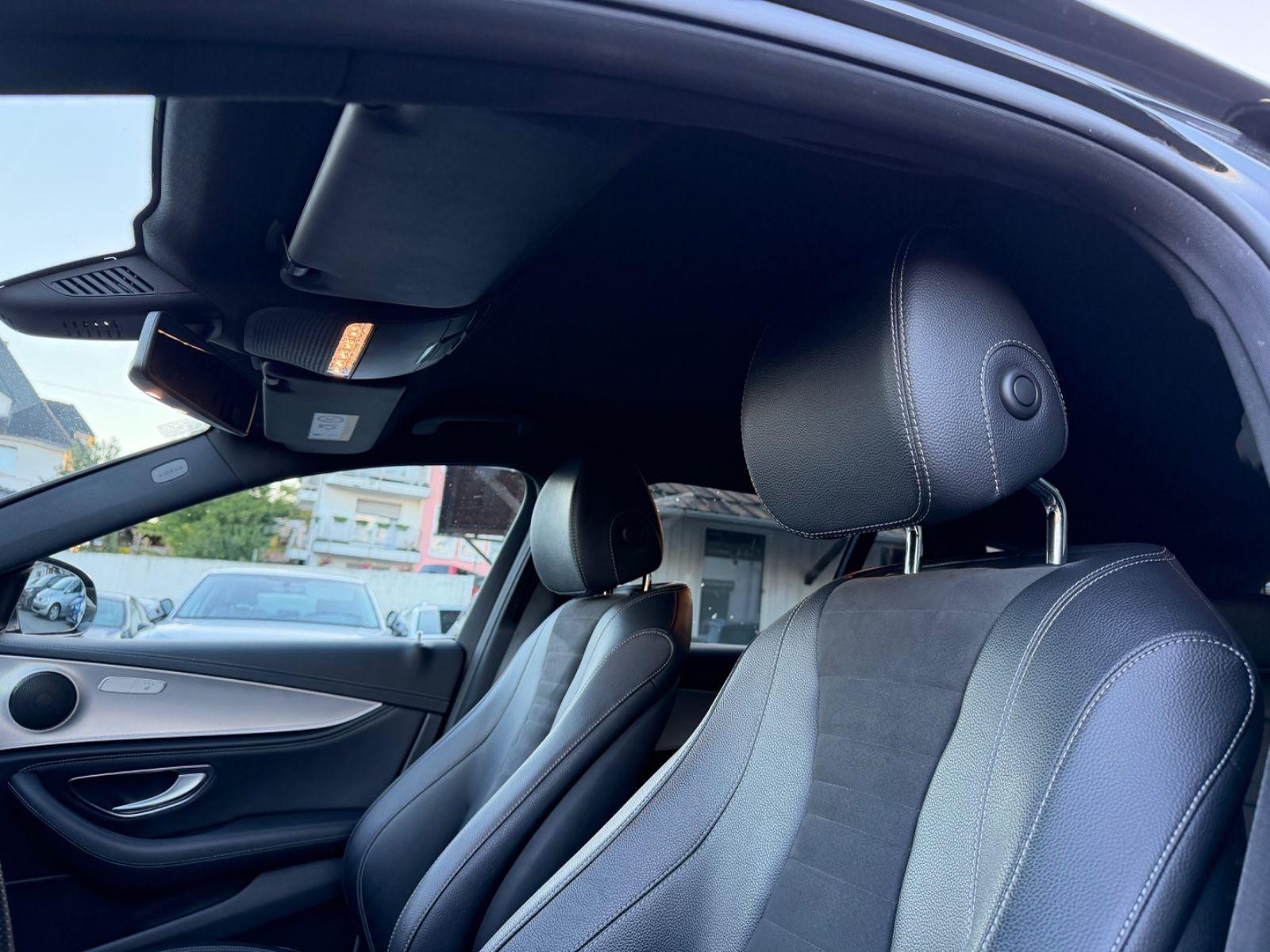 Mercedes-Benz E 220 E T-Modell E 220 d/LED/AHK/AMBIENTE/