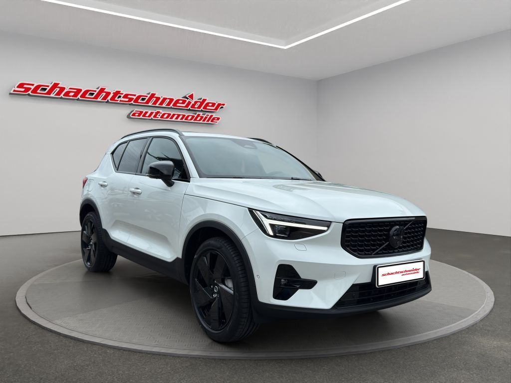 Volvo XC40 B3 B DKG Plus Black Edition+Standh+Pano