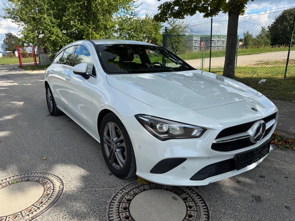 Mercedes-Benz CLA 200 Shooting Brake