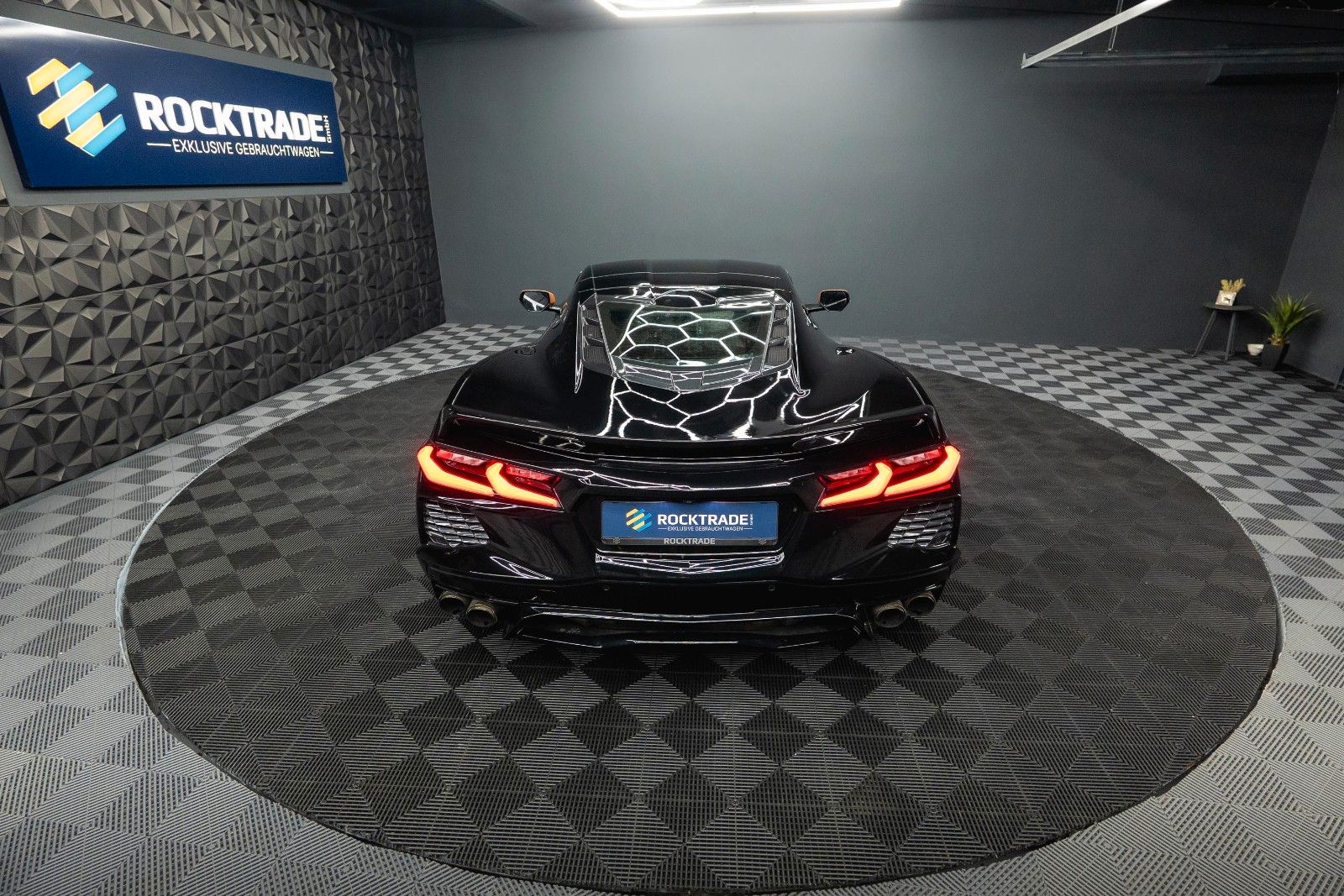Fahrzeugabbildung Corvette C8 Stingray 1LT Targa Z51 Performance 19% VAT