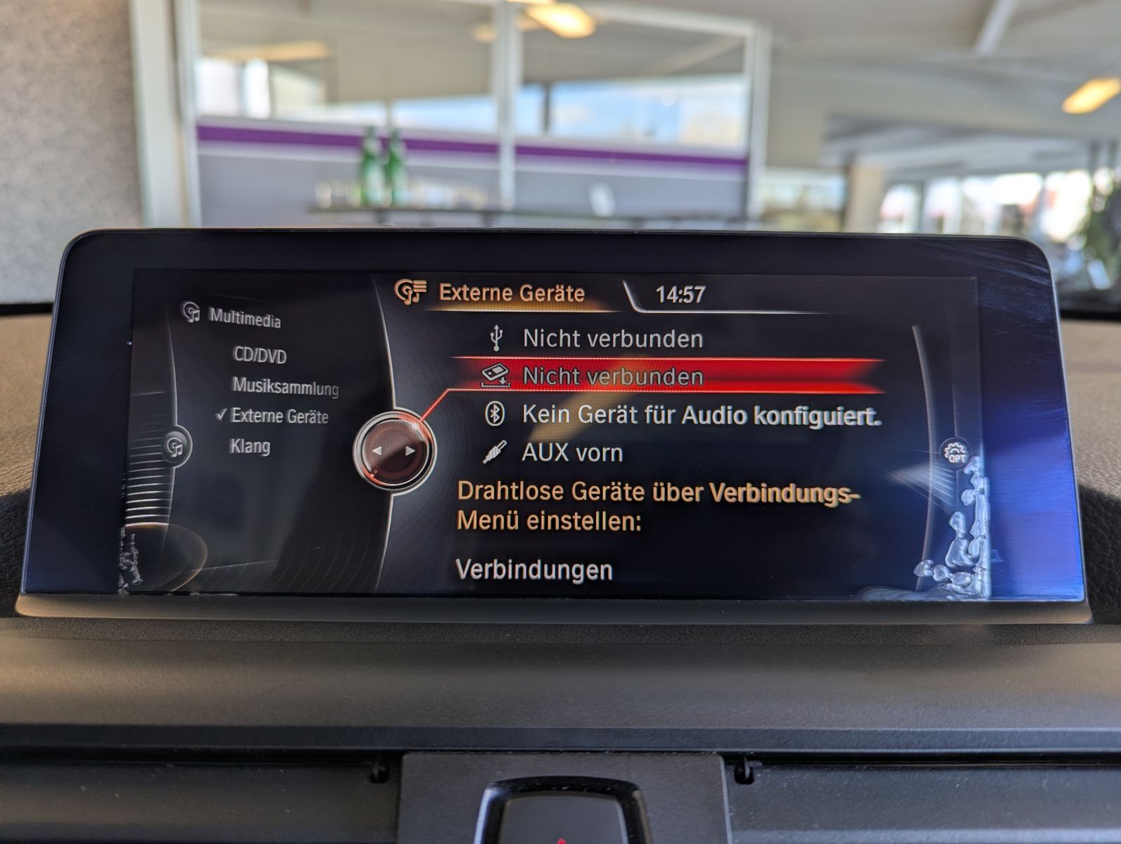 Fahrzeugabbildung BMW 220 d M-Sport-Paket Leder Bi-Xen Navi HiFi