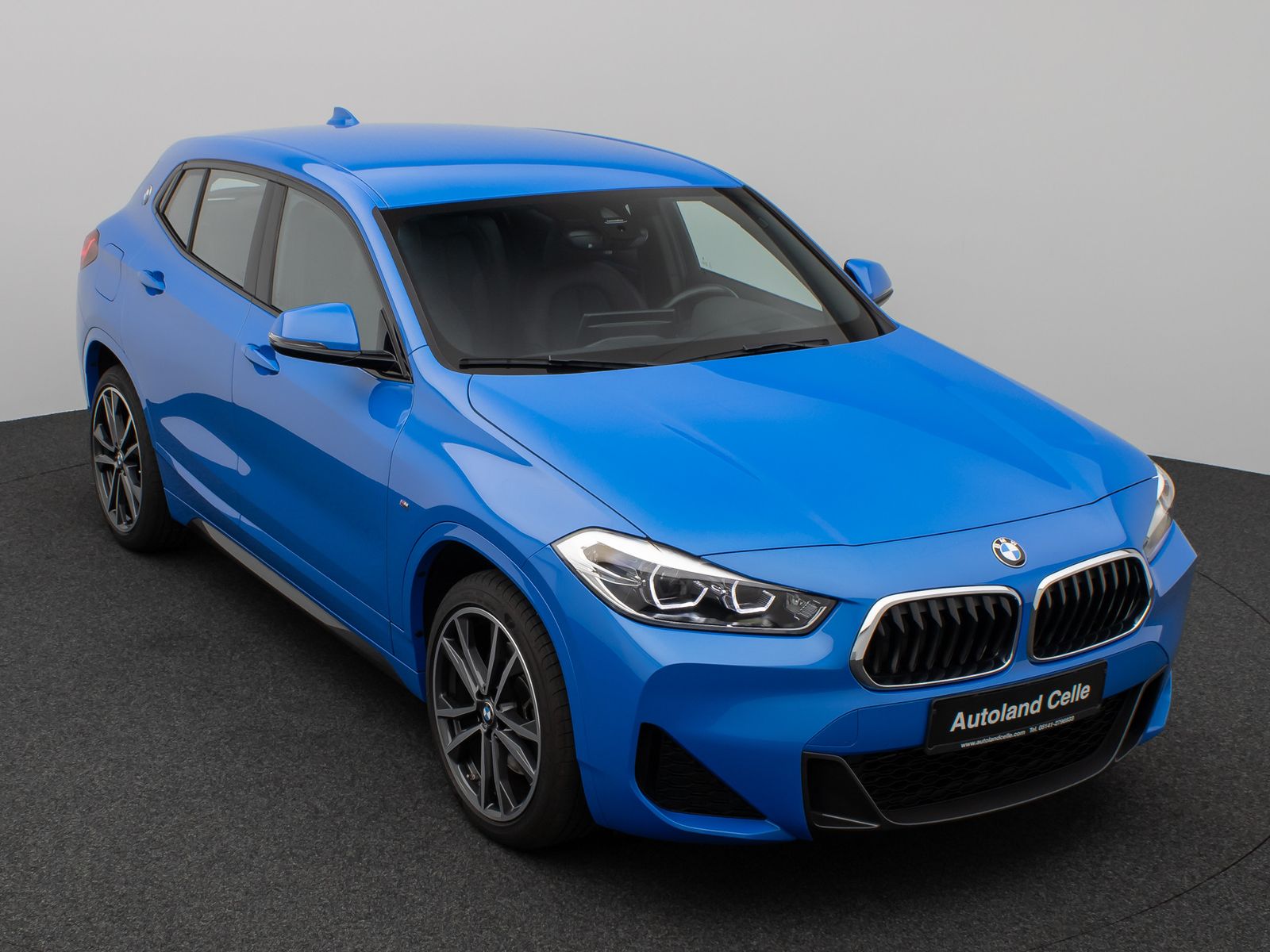 Fahrzeugabbildung BMW X2 xD20i M Sport DAB HUD Navi+ Alarm LED PDChint