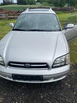 Subaru Legacy 2.0 LX  - Subaru Legacy aus 1999: L