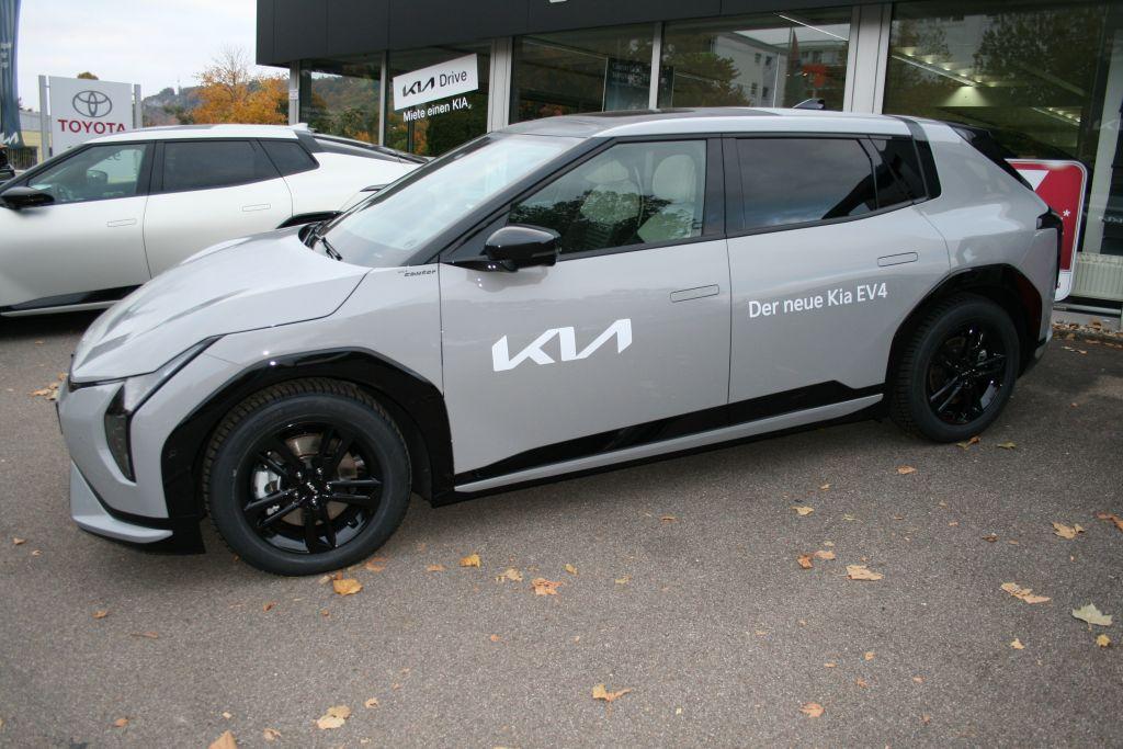 Kia EV4 81,4 GT-line. Glasdach Drive Comfort Connect
