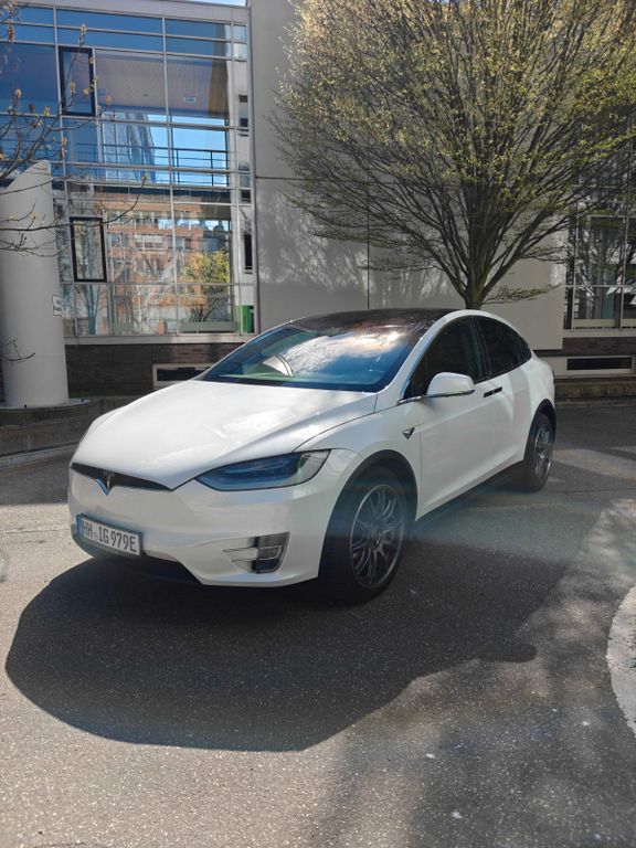 Image of Tesla Model X