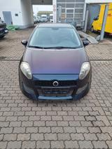 Fiat Grande Punto 1.2 8V Dynamic Dynamic - Fiat Grande Punto Gebrauchtwagen in Nürnberg