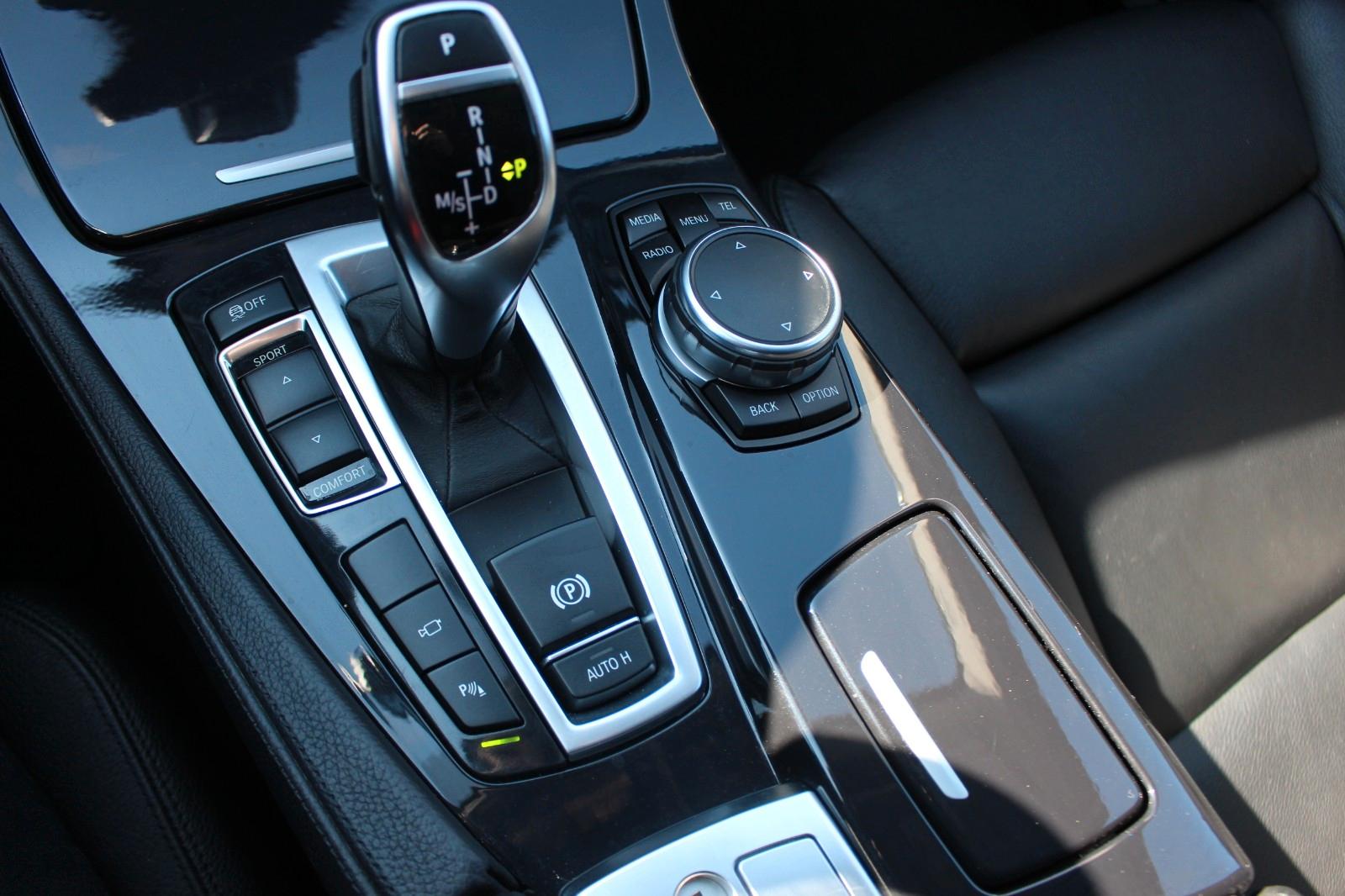 BMW 530 5 Touring 530 d/R-Kamera/Navi/TÜV 07.2027