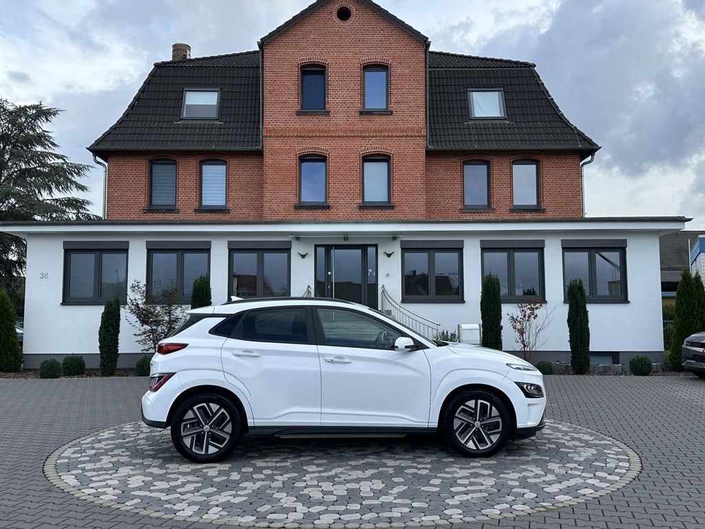 Image of Hyundai KONA