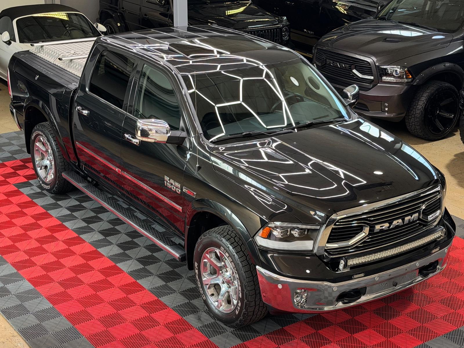 Dodge RAM 1500 3.0 EcoDiesel Laramie 4X4 RAM-BOX Luft
