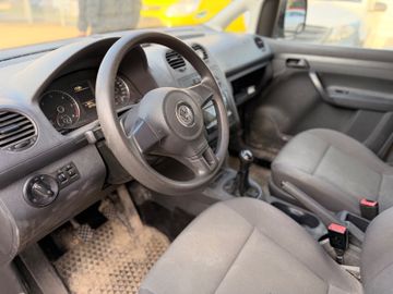 Volkswagen Caddy - 12