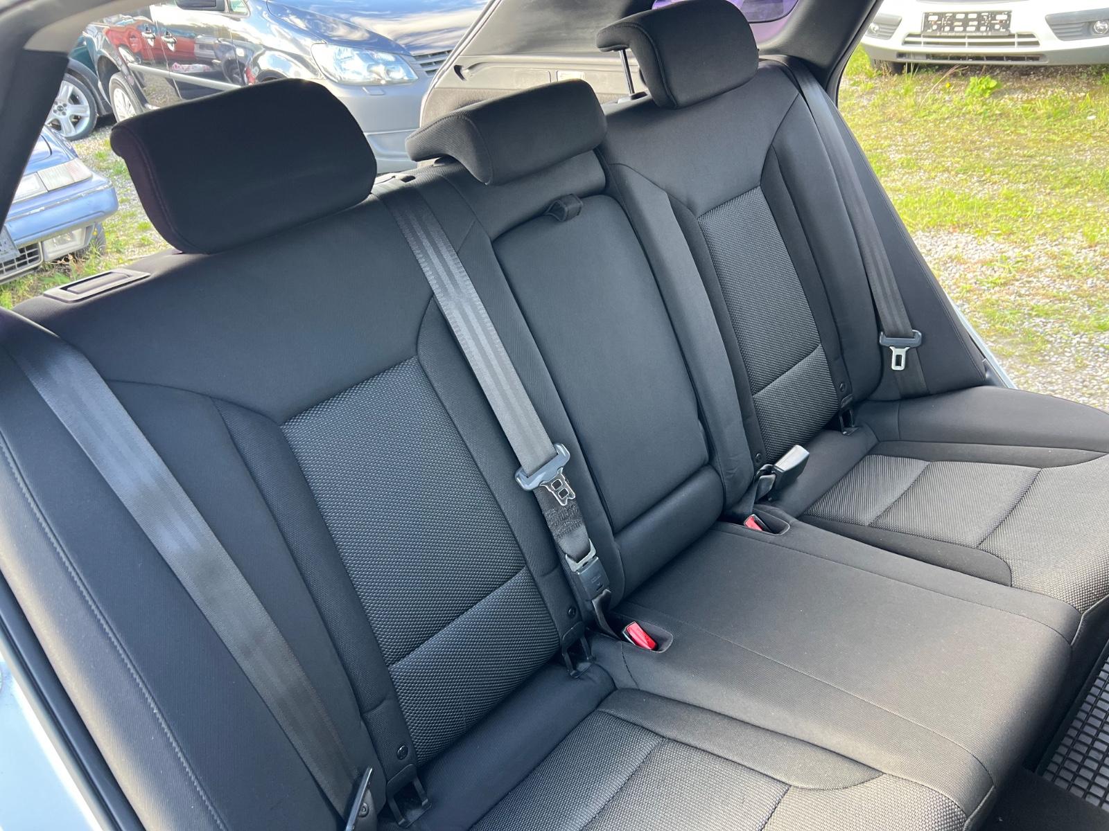 Hyundai i40 2013 — photo 20