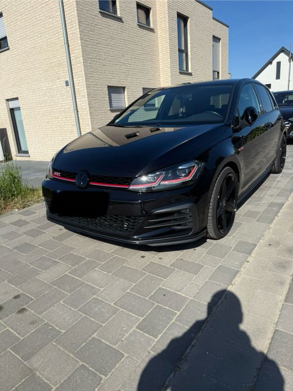 Image of Volkswagen Golf