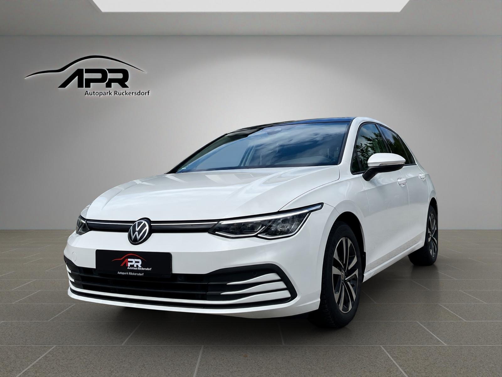 Volkswagen Golf VIII 2.0 TDI United 1 HD LED Panorama Navi